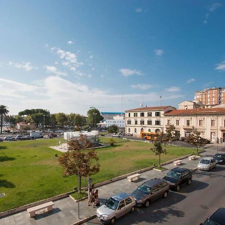 Historical Apartments By Seaside Viareggio Eksteriør bilde